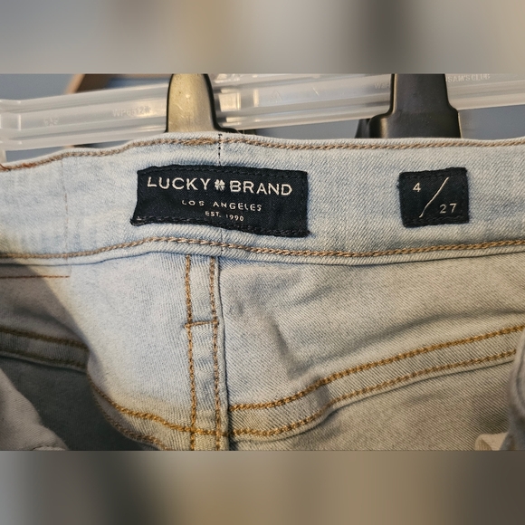 LUCKY BRAND LIGHT WASH JEANS - SIZE 4 - Picture 3 of 3